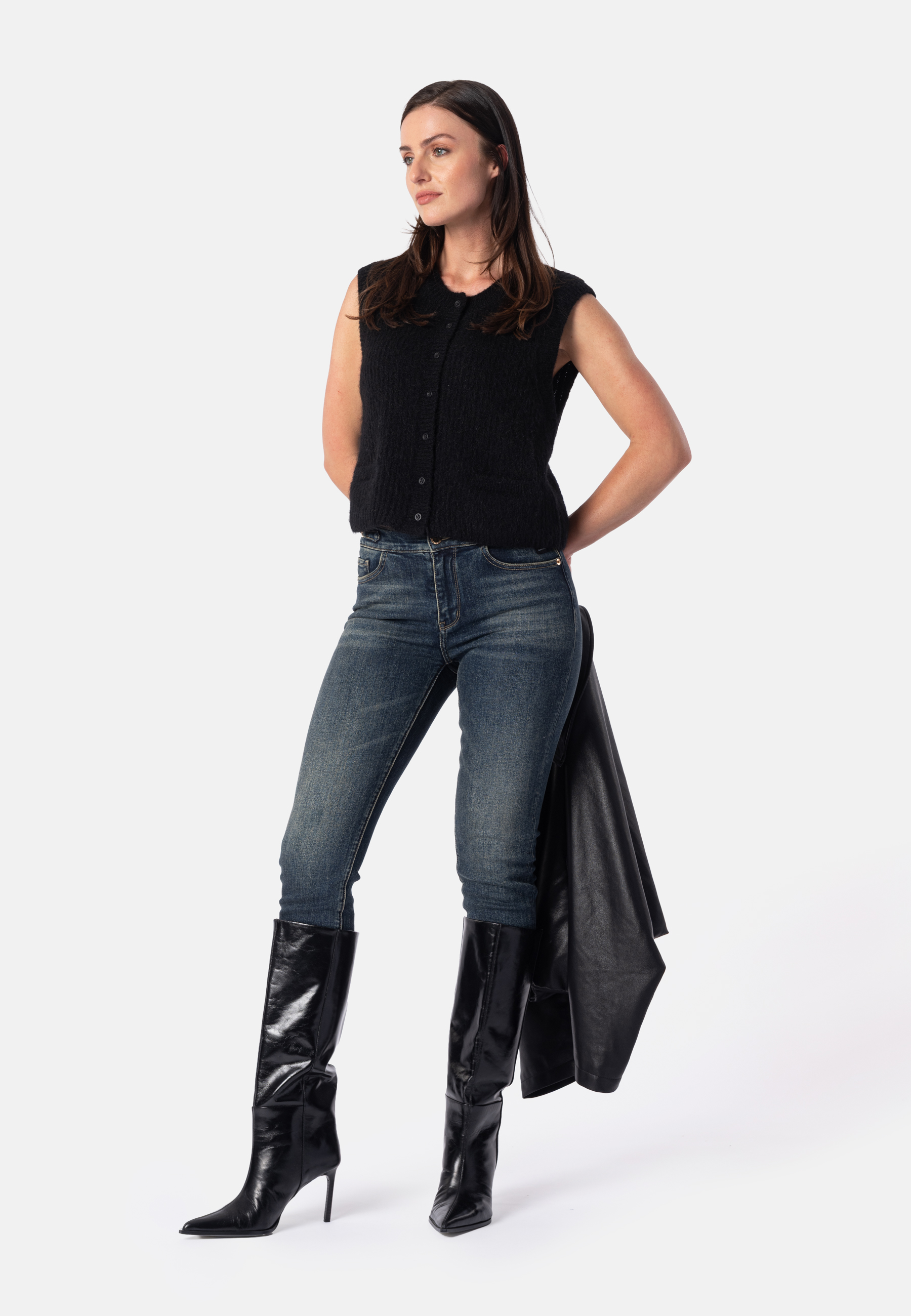 ADITI - knit vest